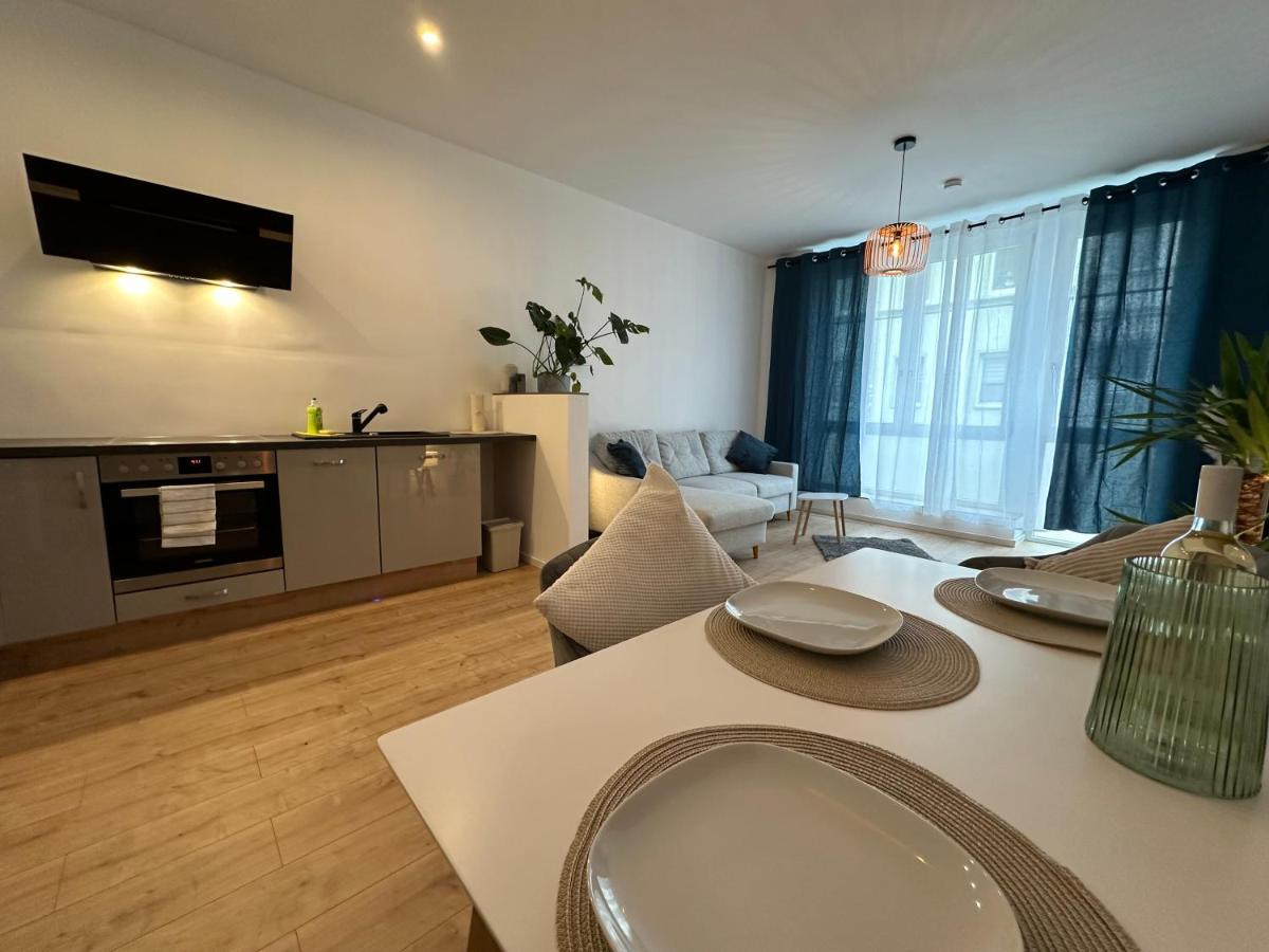 Ferienwohnung Modern, Stylisch Und Zentral! Meuselwitz Exterior foto